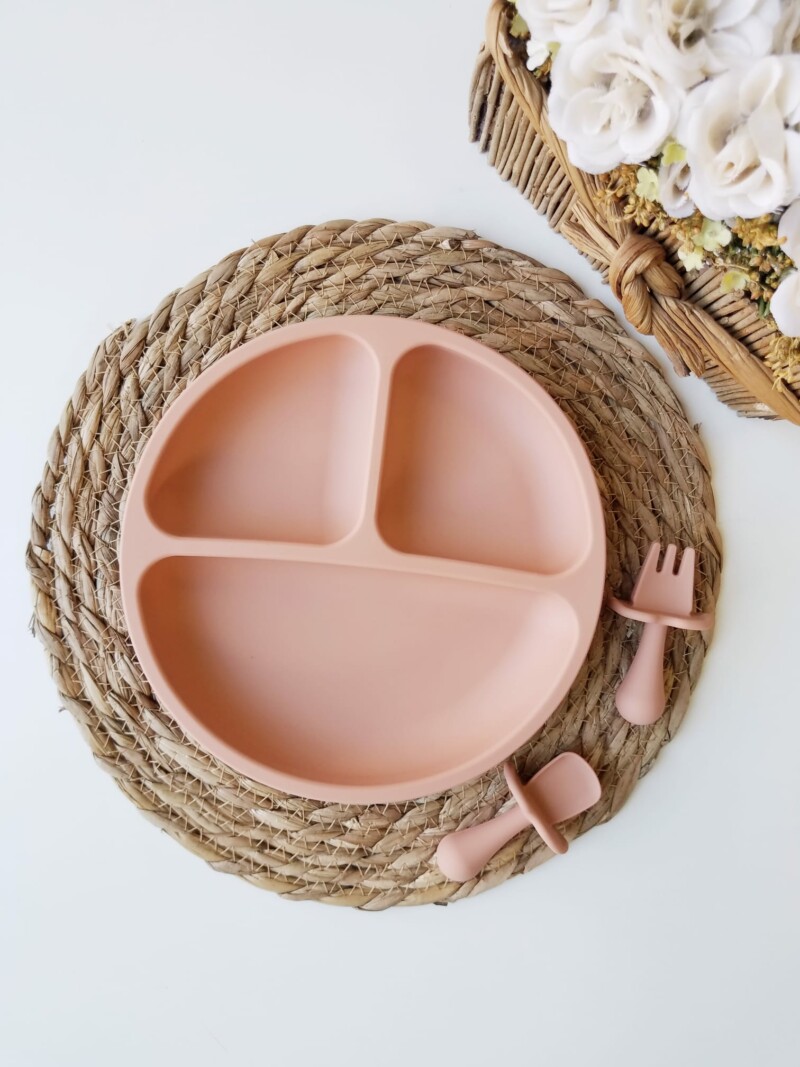 Plato Silicona con cubiertos - Beige