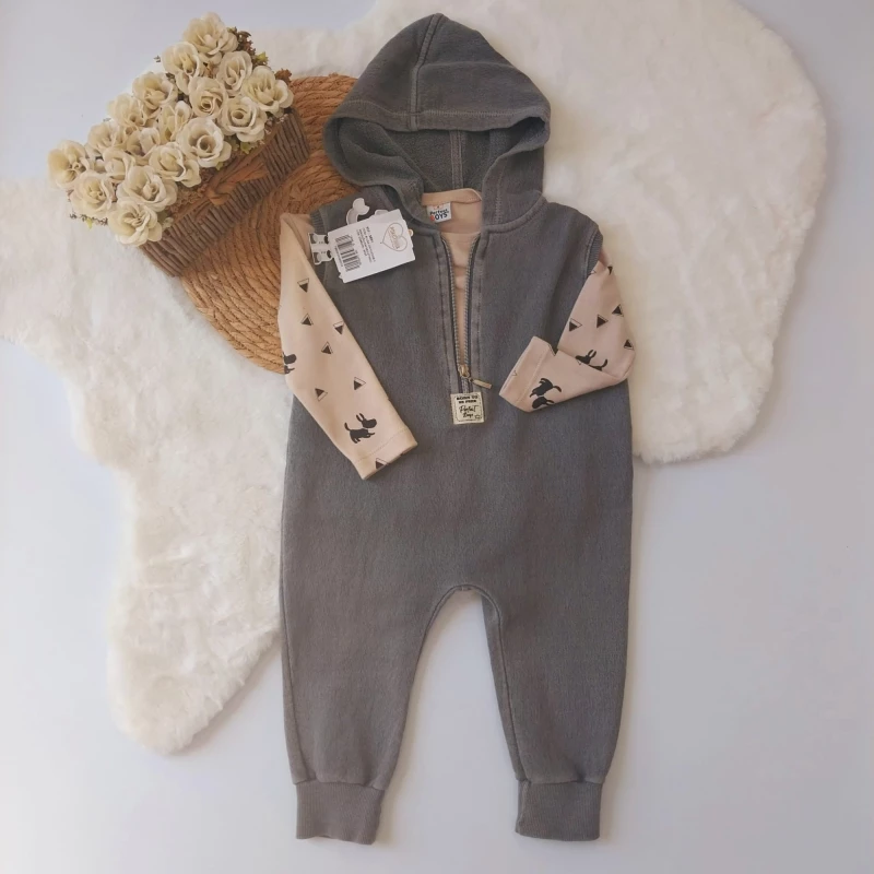 Conjunto Remera y Enterito Tizi